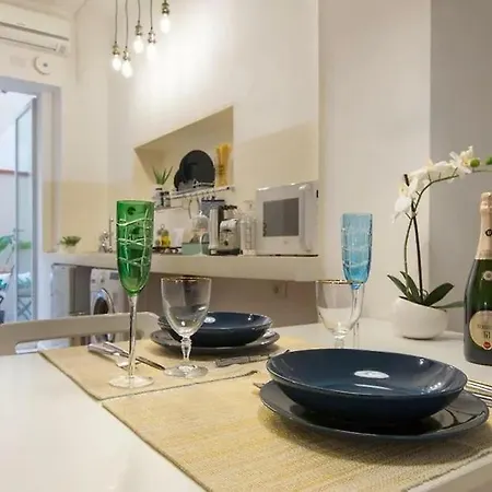 Piazza Martiri Flat